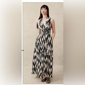 Black and White Patterned Maxi Dress